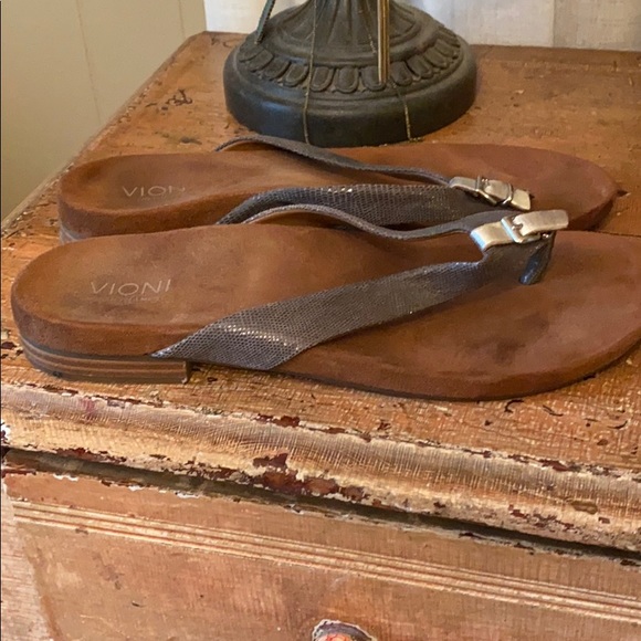 Sandals - Picture 2 of 3